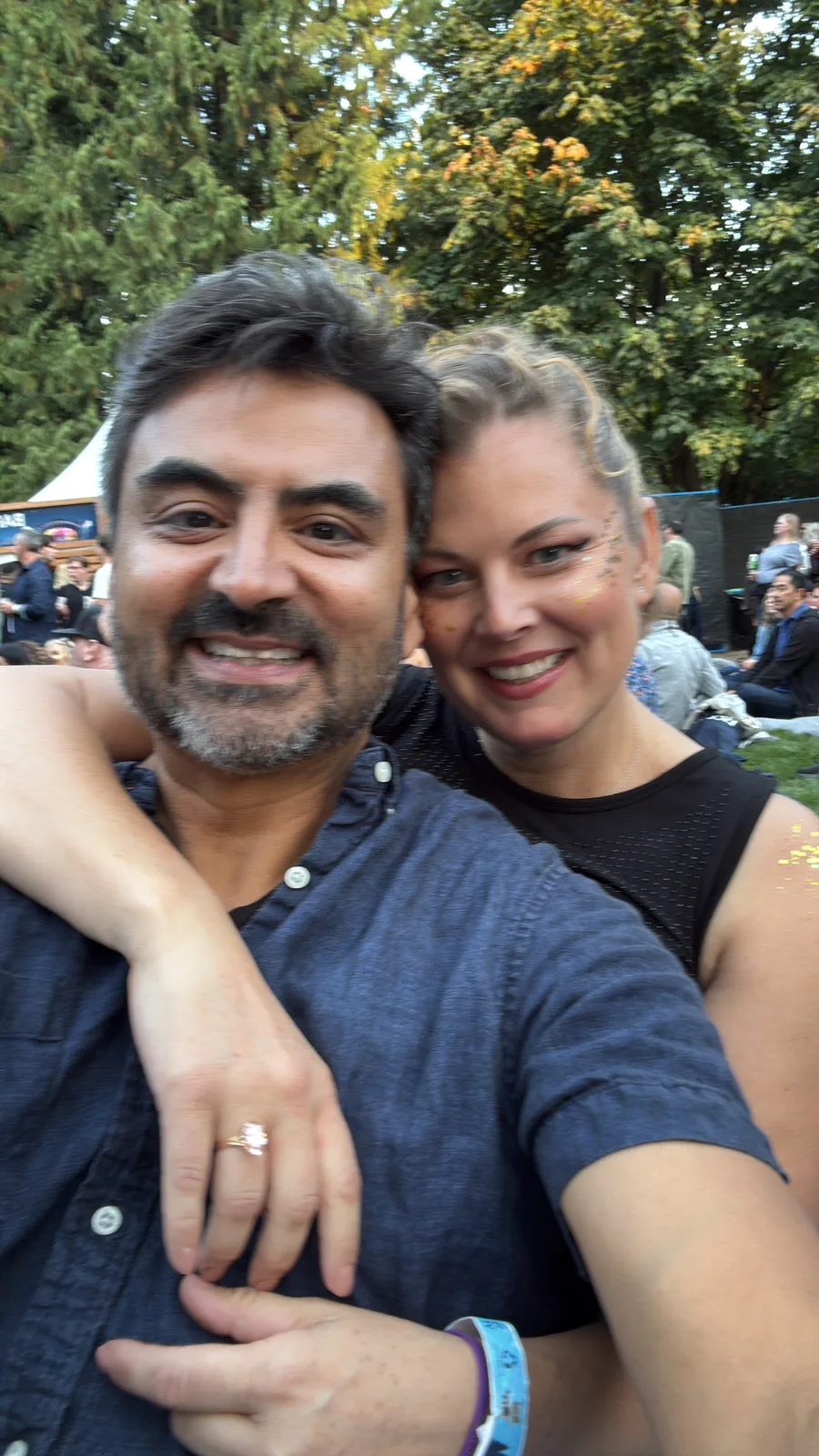 Jason and Vanessa smiling together outdoors